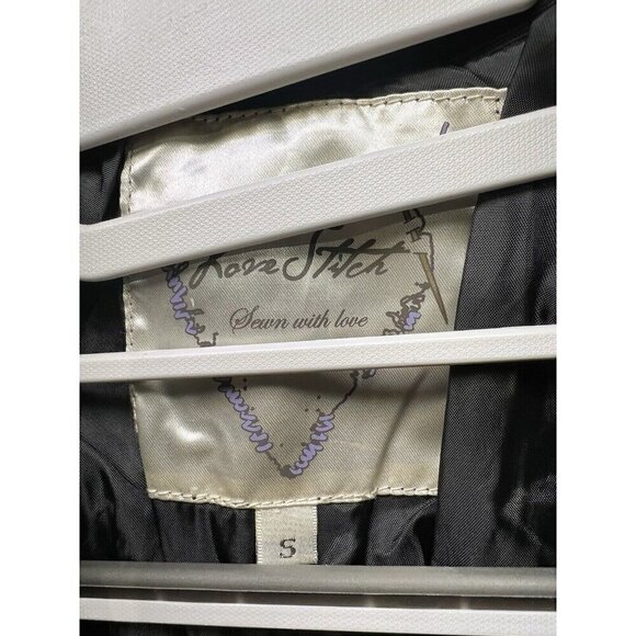 Love Stitch Woman’s Black Jean Jacket Blazer Size Small Embroidered Raw Hem NWT - Picture 7 of 12